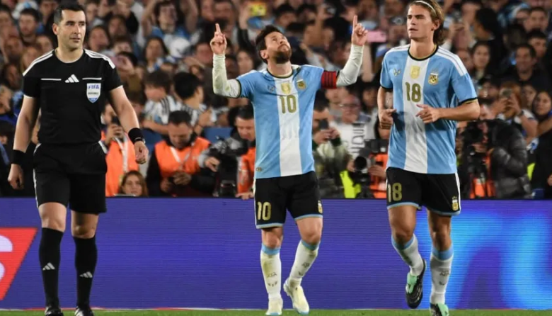 Una noche llena de emoción en el adiós de Messi en la selección