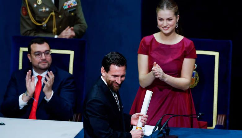 Leo Messi recibió el Premio Princesa de Asturias de los Deportes 2026 de manos de la princesa Leonor