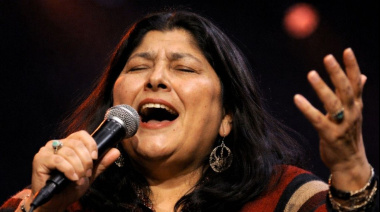 Efemérides, 4 de octubre: Mercedes, la cantora del vuelo libre