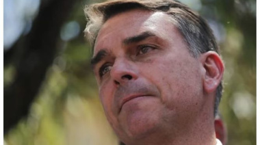 Flávio Bolsonaro huyó de Brasil y escapó a los Estados Unidos,