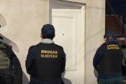 Lanús: tres aprehendidos en allanamientos por venta de drogas en Villa Sapito